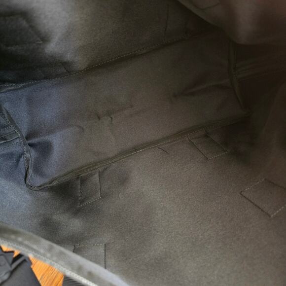 NWT Rains Hilo Weekend Bag Small W3 Black - Picture 8 of 11